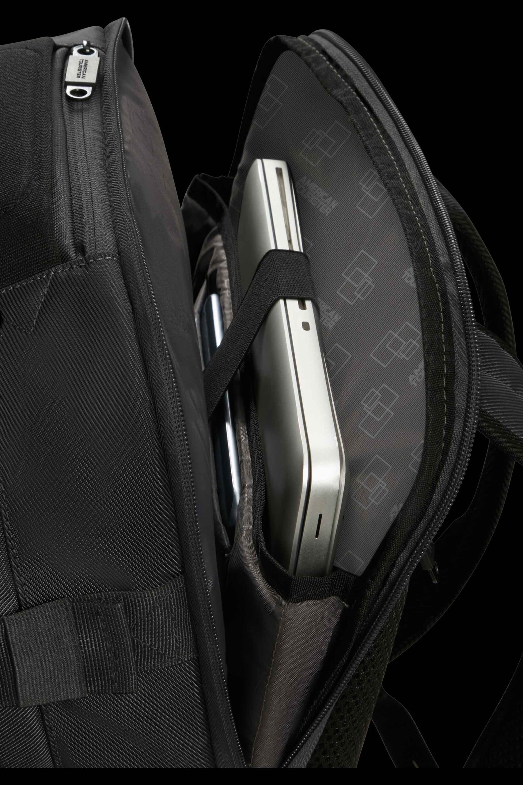 American Tourister mochila Urban Track 15.6 negra - Imagen 5